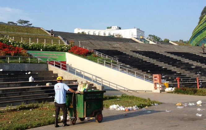 Ghi hình phạt nguội người xả rác ở Đà Lạt, có thể phạt tới 7 triệu đồng - ảnh 4
