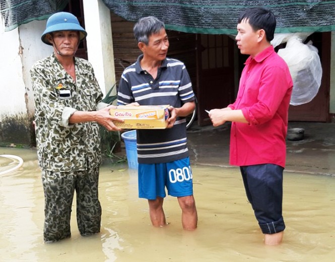 Nước sông Đồng Nai dâng cao gây ngập nhiều nơi, 1 người rơi xuống cống tử vong - ảnh 3