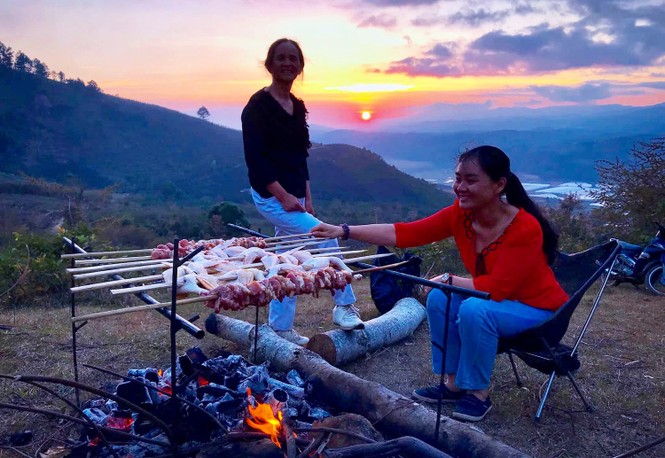 Ngừng trekking cung đường đẹp nhất Việt Nam - ảnh 2