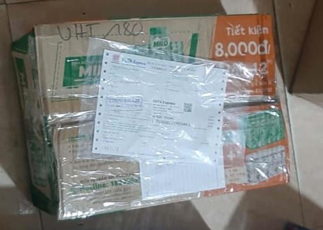 Phát hiện vụ vận chuyển súng và ma túy bằng xe khách ở Lâm Đồng - ảnh 1