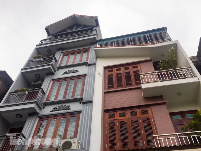 Xuất hiện biệt thự 'ăn theo' kiểu sai phép của gia đình cựu tướng Hóa - ảnh 1