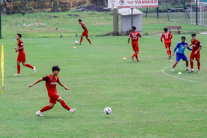 U23 Việt Nam vắng thủ quân Quang Hải và nhiều trụ cột - ảnh 10