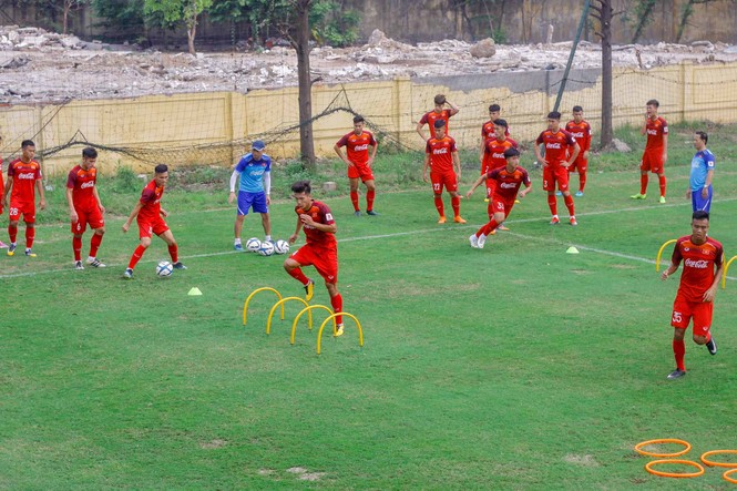 U23 Việt Nam vắng thủ quân Quang Hải và nhiều trụ cột - ảnh 1
