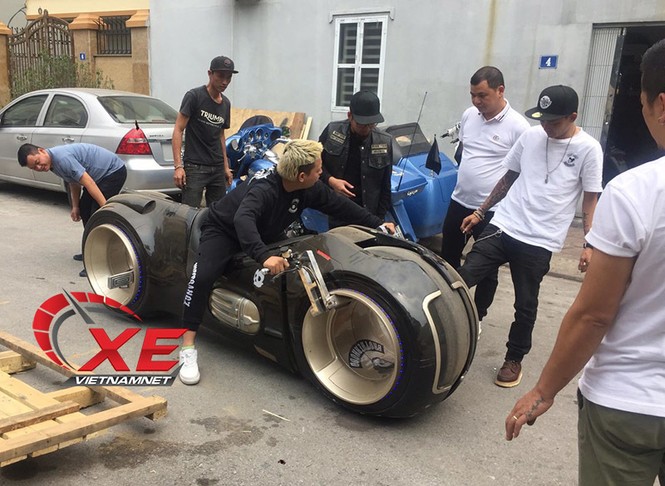 Khả năng đặc biệt của siêu mô tô 2,7 tỷ Đức 'Tào phớ' vừa mua - ảnh 1