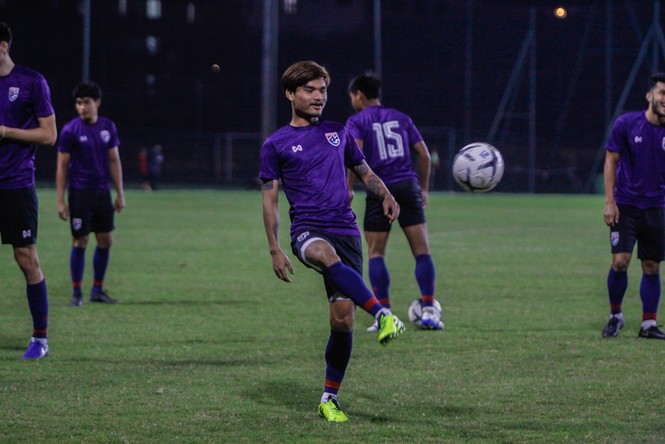 U23 Thái Lan 'rớt' tiền vệ công trước trận với U23 Việt Nam - ảnh 12