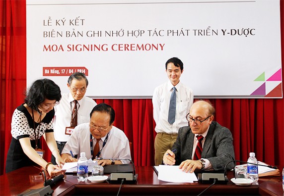 Khối ngành Khoa học Sức khỏe năm 2019 tại ĐH Duy Tân - ảnh 1