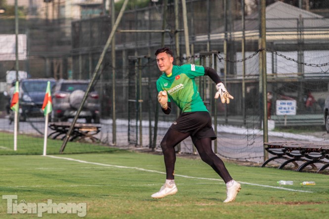 Thủ môn Đặng Văn Lâm: 'Đừng chủ quan với Malaysia' - ảnh 7