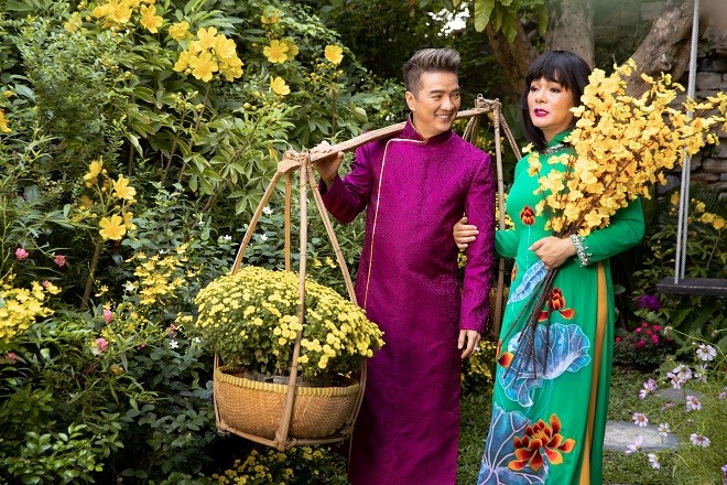 Loạt ảnh xuân ‘khó đỡ’ của đôi bạn Đàm Vĩnh Hưng – Vũ Hà - ảnh 16