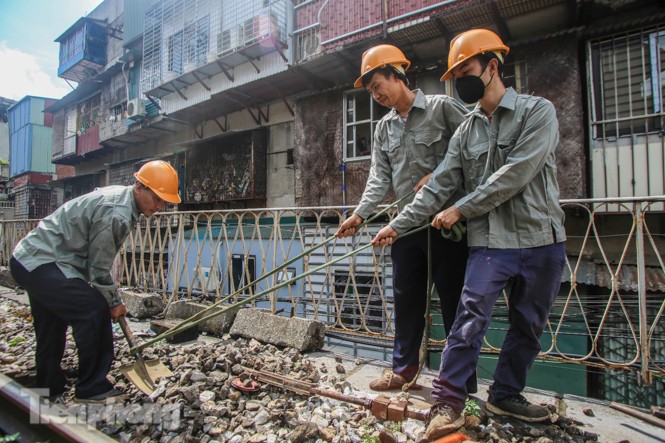 Hà Nội: Tiến hành thi công đục thông 5 vòm cầu Phùng Hưng - ảnh 5
