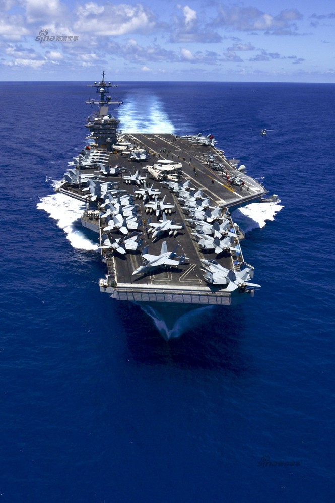 Siêu tàu sân bay USS Carl Vinson của Mỹ rời Thái Bình Dương - ảnh 8