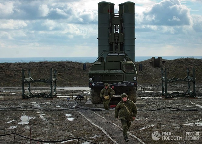 Cận cảnh ‘rồng lửa’ S-400 của Nga trấn giữ Crimea - ảnh 7