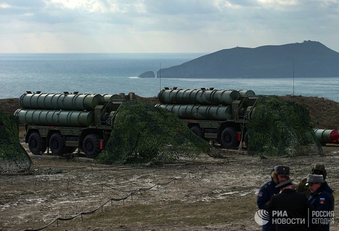 Cận cảnh ‘rồng lửa’ S-400 của Nga trấn giữ Crimea - ảnh 8