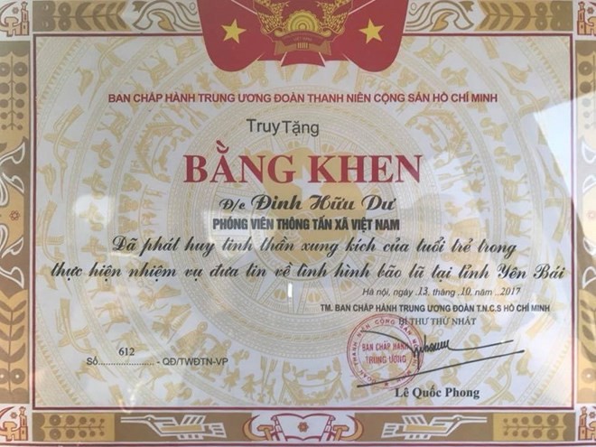 Đoàn TNCS Hồ Chí Minh truy tặng bằng khen cho nhà báo Đinh Hữu Dư - ảnh 1