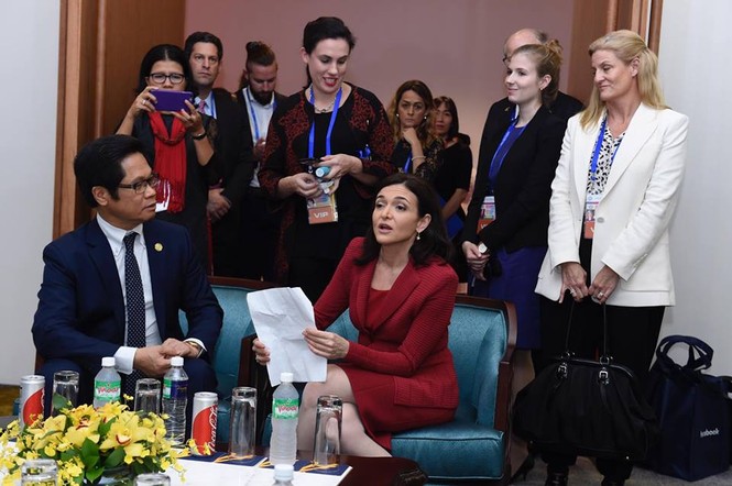 ‘Bóng hồng’ quyền lực Facebook phát biểu tại APEC CEO Summit - ảnh 4