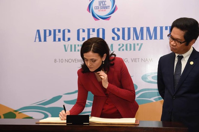 ‘Bóng hồng’ quyền lực Facebook phát biểu tại APEC CEO Summit - ảnh 6