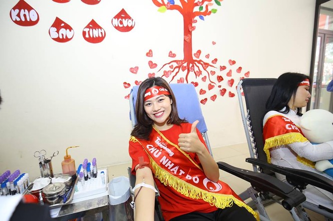 Chủ nhật Đỏ - ảnh 13
