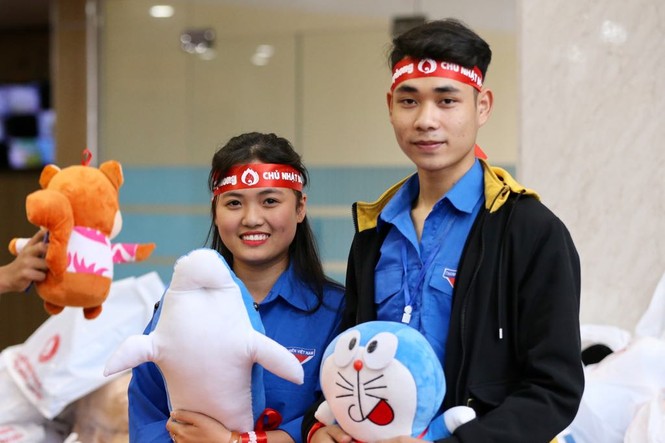 Chủ nhật Đỏ - ảnh 28
