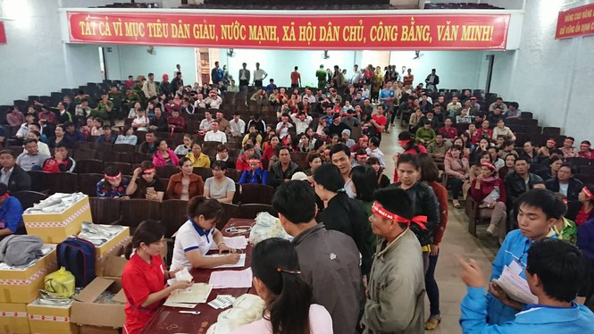 Chủ nhật Đỏ - ảnh 51