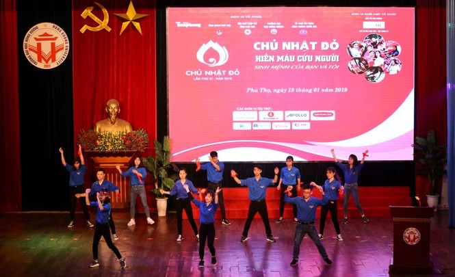 Chủ nhật Đỏ - ảnh 72