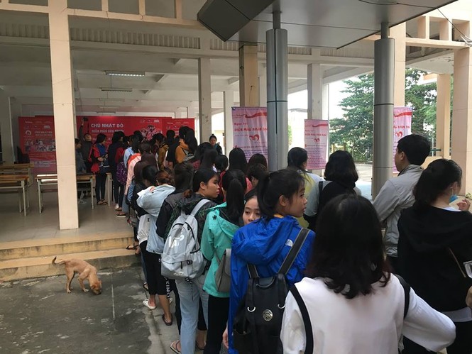 Chủ nhật Đỏ - ảnh 92