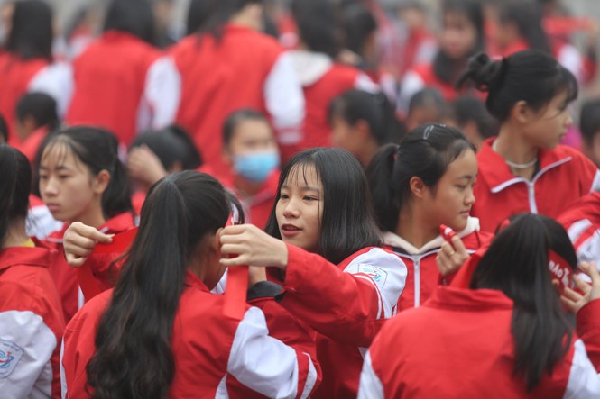 Chủ nhật Đỏ - ảnh 80