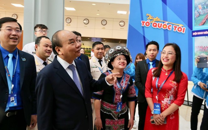 Thủ tướng Nguyễn Xuân Phúc: Mong thanh niên khởi nghiệp mạnh mẽ hơn - ảnh 29