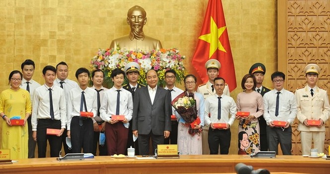 Tuyên dương 10 Gương mặt trẻ Việt Nam tiêu biểu năm 2019 - ảnh 7