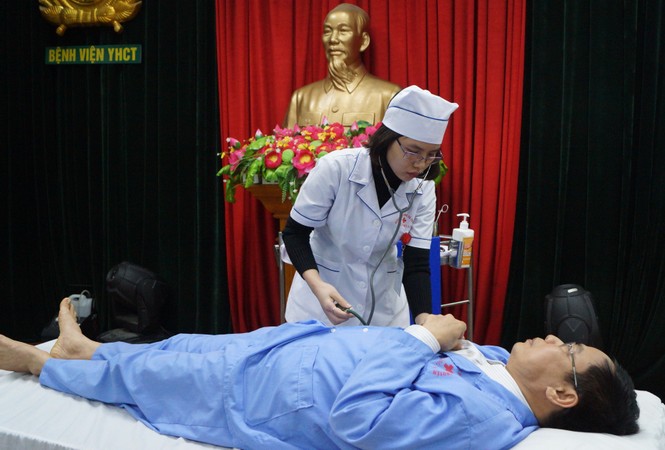 Bác sĩ trẻ công an thi tài sáng tạo - ảnh 1