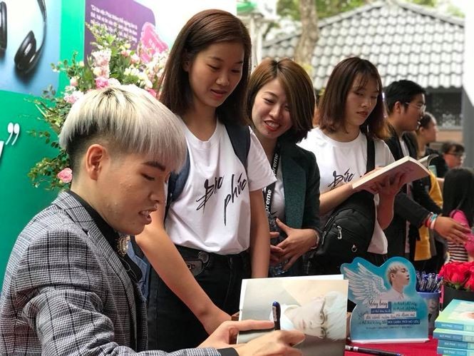 Showbiz 25/3: Những điều ít biết về nghệ sĩ Giang Còi - ảnh 2