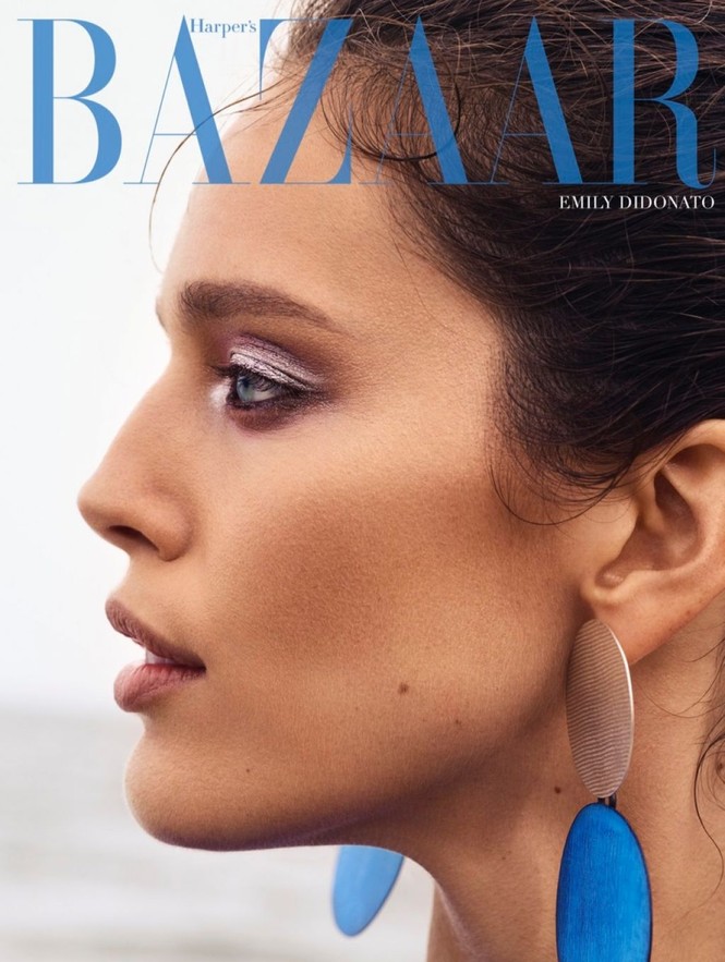 Ngắm chân dài 9x Emily Didonato đẹp mê hồn - ảnh 2