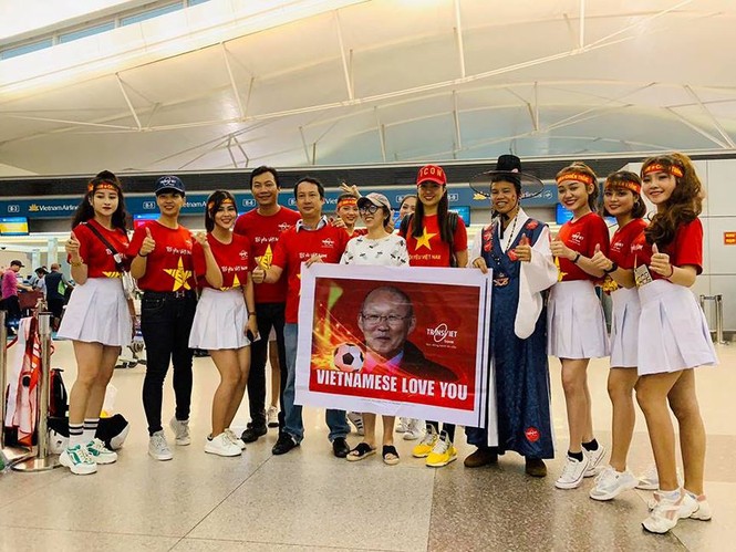 Những cung bậc cảm xúc của CĐV ở chung kết lượt đi AFF Cup - ảnh 43
