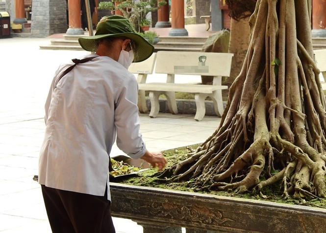 Việc tuyên truyền 'oan gia trái chủ' được khuếch trương rộng rãi bởi sư trụ trì - ảnh 2