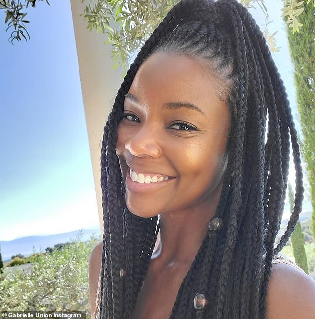 Nữ diễn viên Gabrielle Union khoe ảnh nóng bỏng với bikini ở tuổi U50 - ảnh 5