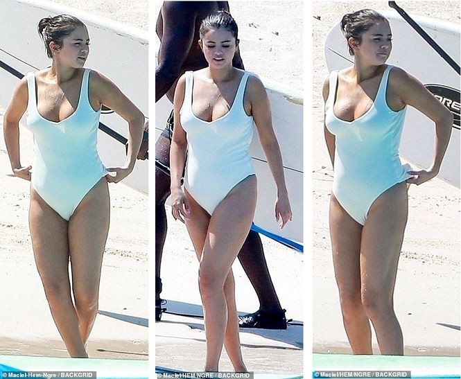Selena Gomez 'thả rông' vòng 1, để mặt mộc dạo phố - ảnh 7