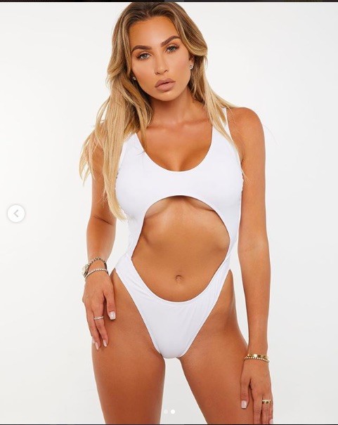 Khloe Terae nóng bỏng 'nghẹt thở' với bikini - ảnh 9