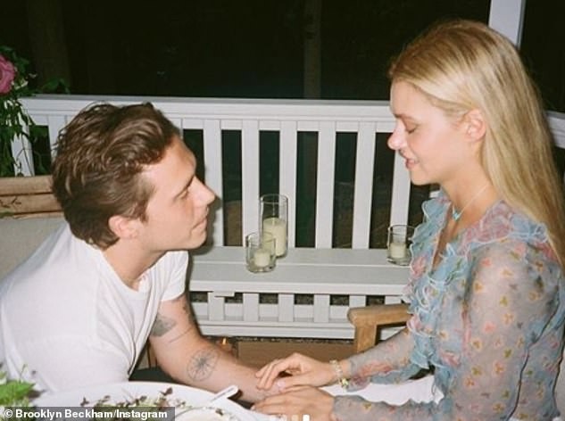 Hana Cross tung ảnh bikini nhìn xa xăm khi tình cũ Brooklyn Beckham sắp cưới con tỷ phú - ảnh 5