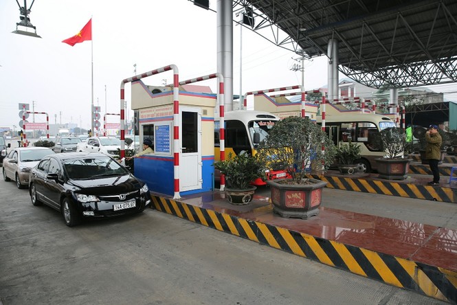 Trạm BOT tắc nghẽn, Quảng Ninh yêu cầu Công an vào cuộc - ảnh 1