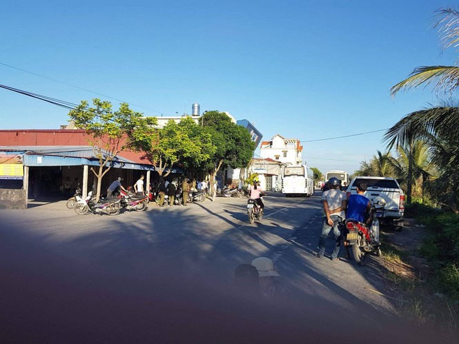 Hải Phòng: phát hiện chồng chết trong nhà, vợ chết cạnh mương nước - ảnh 1