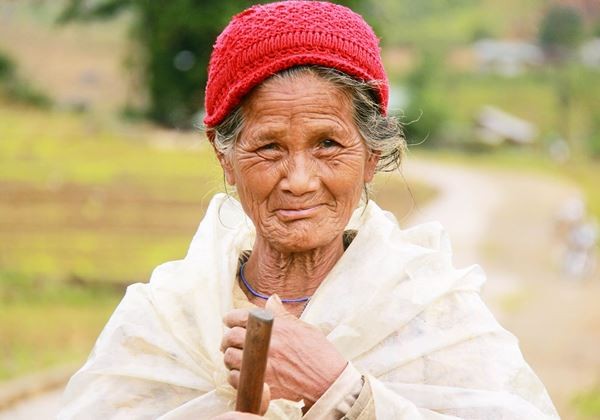 Phóng sự ảnh: Mưu sinh dưới chân núi Ngọc Linh - ảnh 8