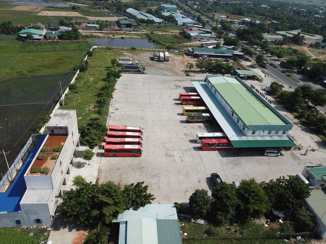 Ngang nhiên biến kho hàng bến xe thành… nhà yến! - ảnh 2