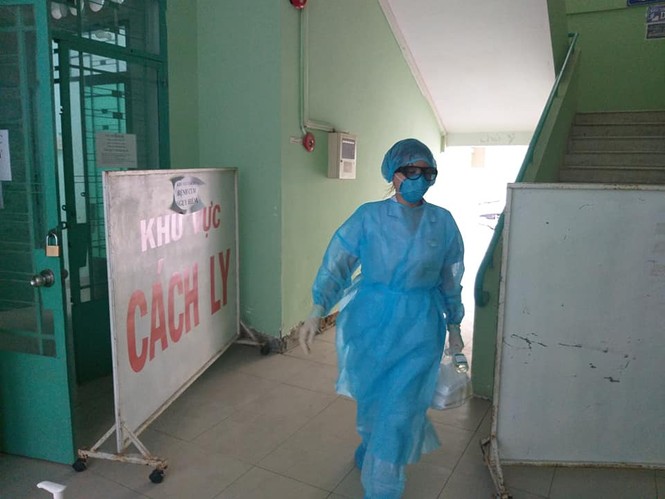 Nữ lễ tân khách sạn Nha Trang nhiễm virus Corona mới sẽ được xuất viện trong chiều nay - ảnh 1