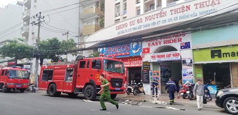Cháy chung cư 16 tầng giữa trung tâm TP Nha Trang - ảnh 1