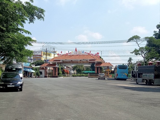 Bên trong công viên Thủ Dầu Một bị “xẻ thịt” để kinh doanh - ảnh 24