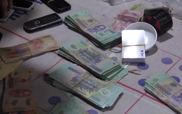 Triệt phá tụ điểm đánh bạc quy mô lớn - ảnh 1