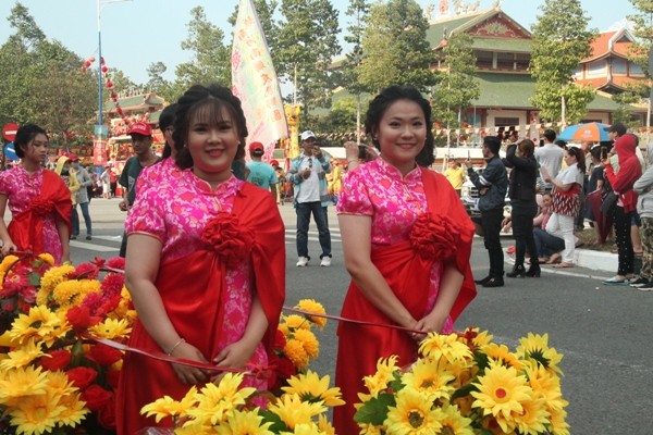 Hình ảnh ấn tượng tại Lễ hội cung nghinh Thánh giá Thiên Hậu Thánh Mẫu - ảnh 8