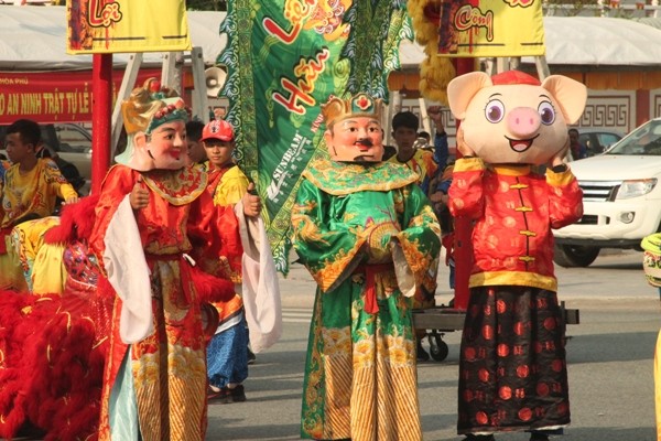Hình ảnh ấn tượng tại Lễ hội cung nghinh Thánh giá Thiên Hậu Thánh Mẫu - ảnh 9