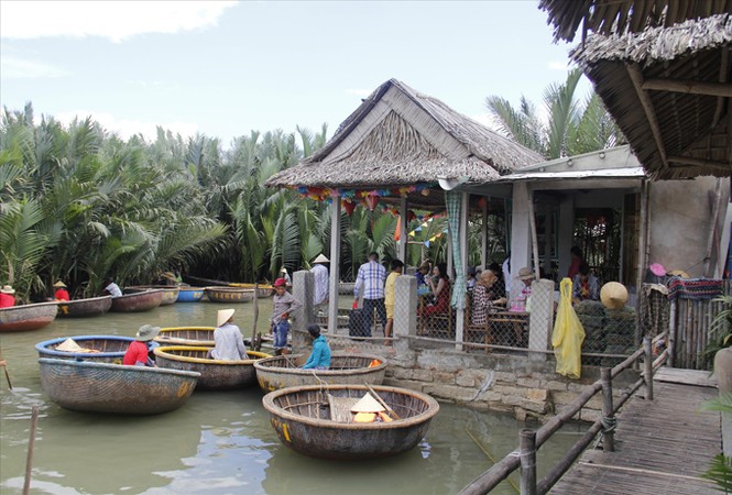 Rừng miền Tây sau lưng phố Hội - ảnh 2