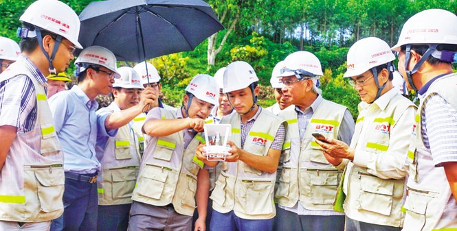 Tay đua mới nổi trên đường đua BOT - ảnh 2