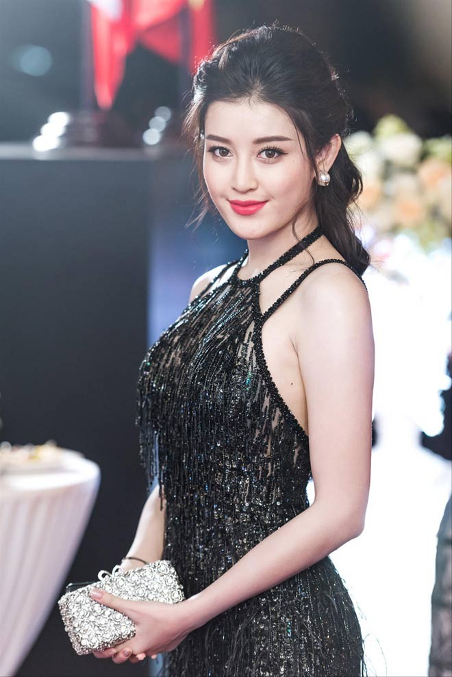Á hậu Huyền My tin Pháp sẽ đánh bại Bỉ - ảnh 1