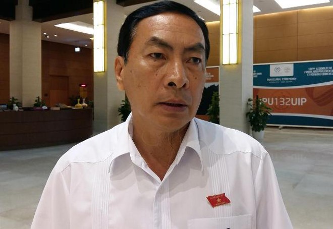 Vứt rác, mẩu thuốc lá, vệ sinh bừa bãi: Phạt không được sẽ nhờn luật - ảnh 1